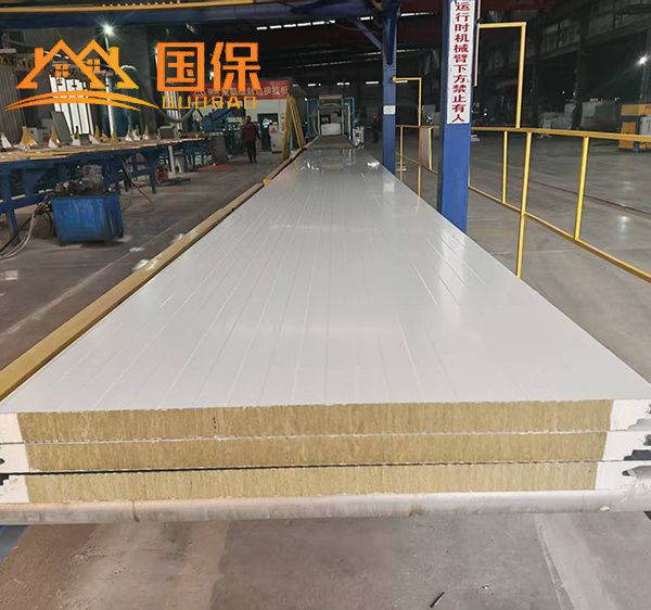 聚氨酯封边岩棉一体板